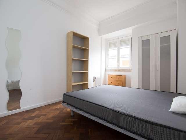 Lindo quarto para alugar em Arroios, Lisboa