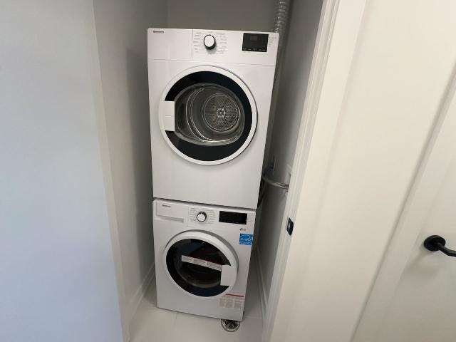 Line 5 Condos Studio Apartment for Rent at 117 Broadway Ave, Toronto, ON M4P 1V3 North Toronto