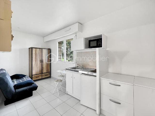 LINGERIE / STUDETTE VILLE D'AVRAY 10,81 m²