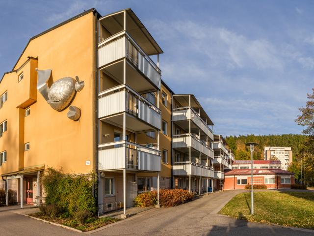 Lingongården 8