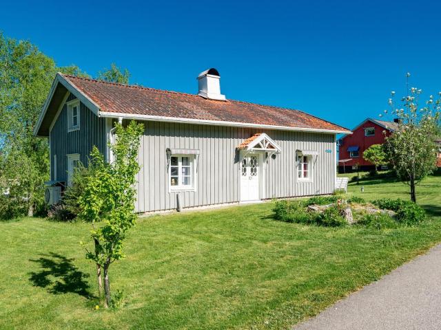 Lingonstigen 11