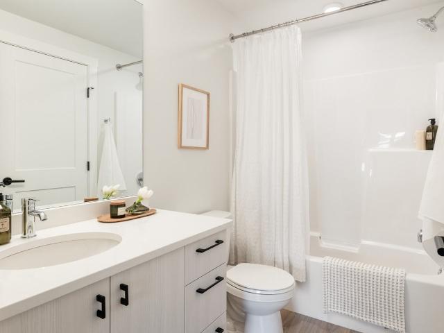 Link 2 Bedroom Apartment for Rent at 4831 Cedar Ridge Pl, Nanaimo, BC V9T 0N4 Uplands