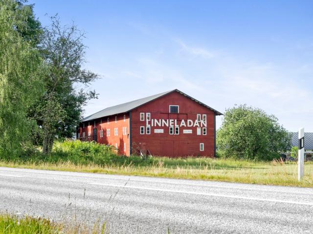 Linneladan, Penningby Allé 4