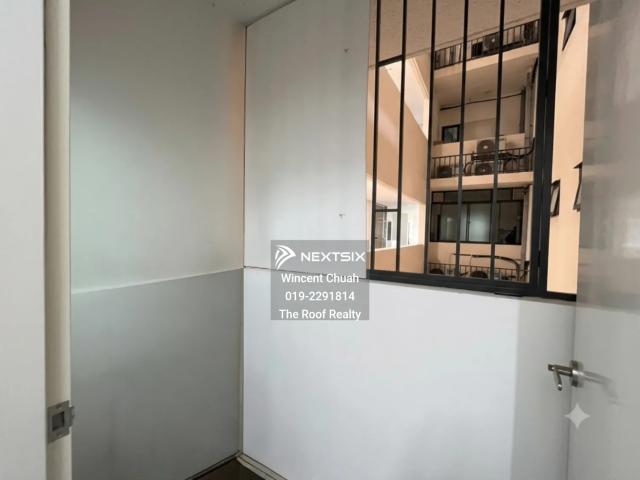 廉价屋也能有1,970 sqft大地 #TamanSkudaiBaru #TamanSriOrkid 单层 Corner Lot 靠近 Plaza Tasek Central️ 38×52｜4房2厕｜永久地契 部分家私，美美屋况️ 可以直接入住️ 空间比一般Low Cost 舒服，更好发挥 日常生活也方便 售价RM538K