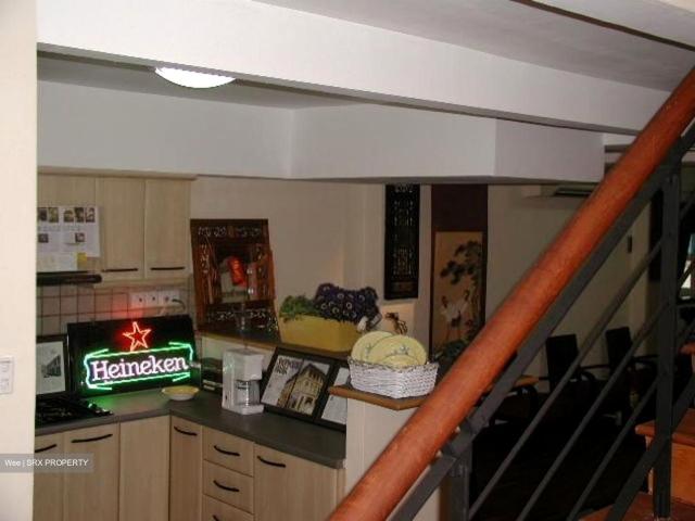 Liang Seah Street D7, Apartment
