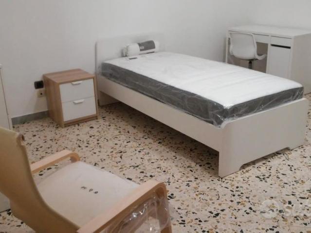 Libera 1 camera singola arredata a Pastena Salerno