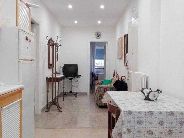 Libera stanza dal 1 giugno