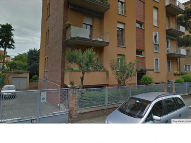 Libere dal 1 OTTOBRE due stanze matrimoniali uso SINGOLA arredate