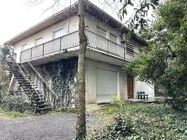 Libourne 33500 Achat / Vente maison 9 pièces t9 au dernier étage