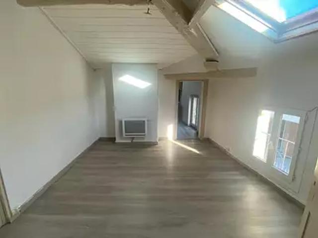 Libourne 33500 Location appartement 3 pièces t3 au dernier étage
