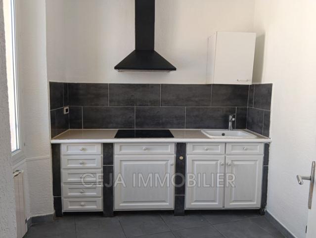 LIBRE LE 19 FEVRIER 2021 Appartement de type F2 comprenant 1