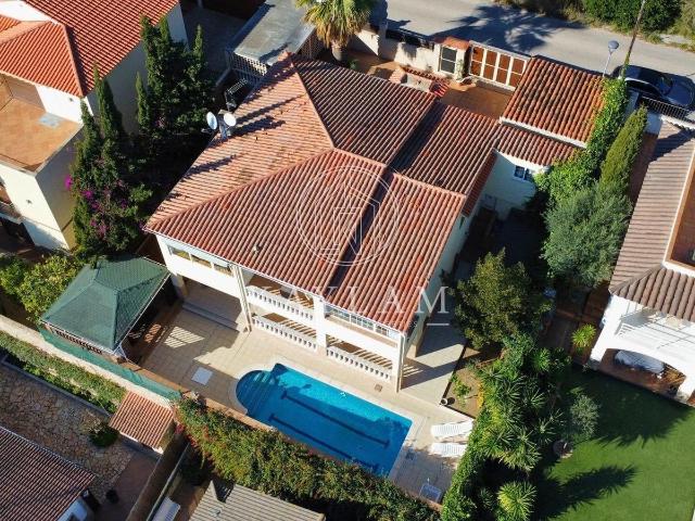 Licencia Turística Esta magnífica villa situada en la presti. 394m² Lloret de Mar