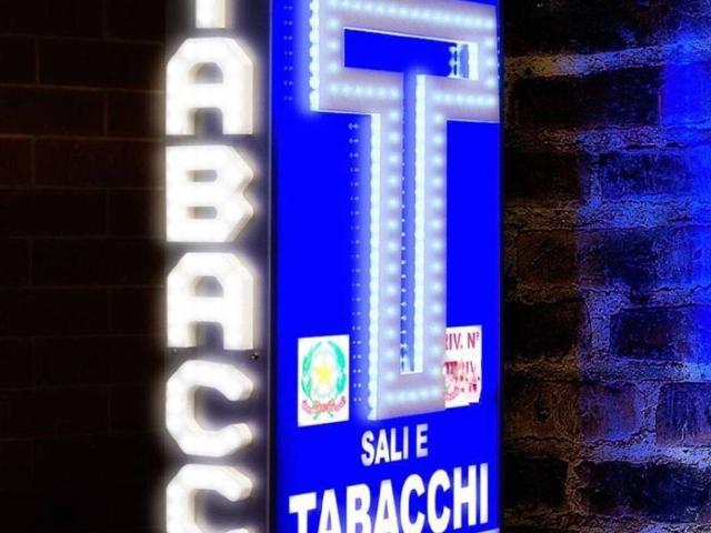 Licenza commerciale in vendita a San Benedetto del Tronto, Centrale
