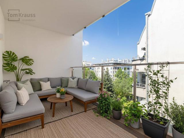 LICHT, FREIRAUM UND URBANER KOMFORT – 3 ZIMMER WOHNUNG MIT TERRASSE UND LOGGIA