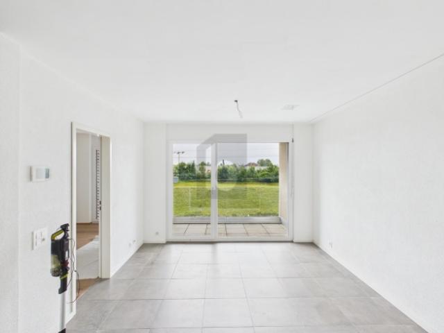 LICHTDURCHFLUTET MIT BALKON