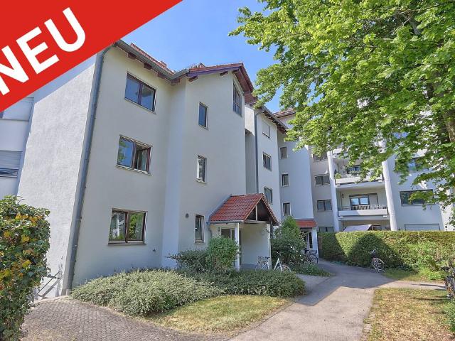 LICHTDURCHFLUTET, HOCHWERTIG UND BEREIT FÜR NEUE EIGENTÜMER!