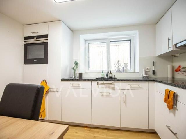 Lichtdurchflutete 4.5 Zimmerwohnung mit 160? M² Wohnkomfort | dreamo. Ch