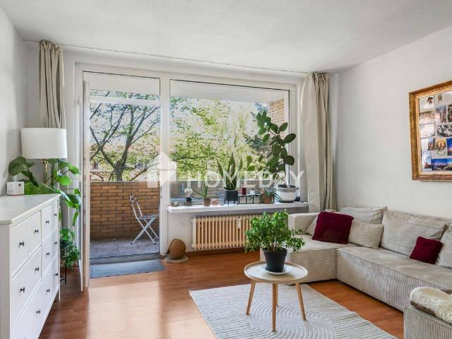Lichtdurchflutete 2 Zimmer Wohnung mit Balkon und Aufzug
