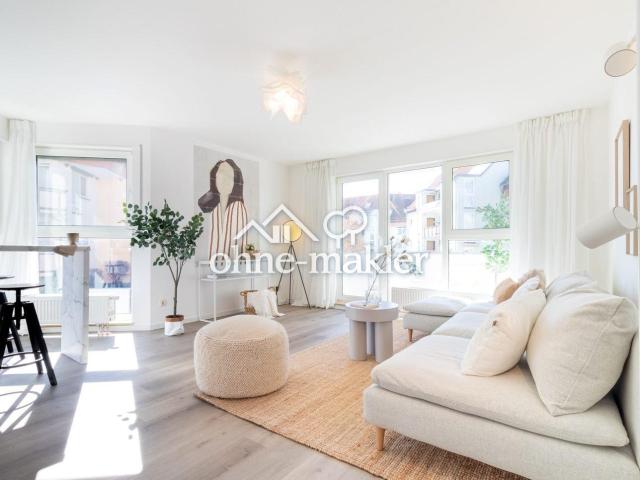 Lichtdurchflutete 2 Zimmer Wohnung in Erfurt* Sofort bezugsfrei / Balkon / Stellplatz