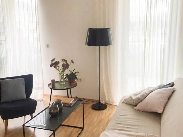 LICHTDURCHFLUTETE 3 ZIMMER WOHNUNG I 71 M² I SONNIGER BALKON I TOP GRUNDRISS