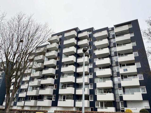 Lichtdurchflutete 3 Zimmer Eigentumswohnung in Osterholz mit Hochgaragenstellplatz