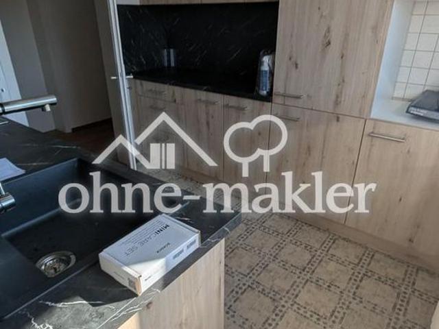 Lichtdurchflutete 3 1/2 Zimmer Wohnung in Stadtrandlage