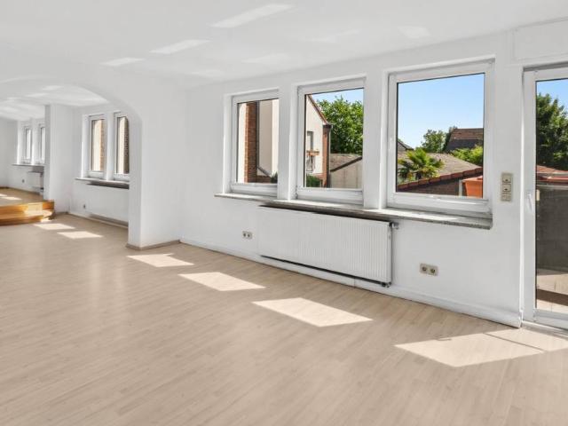 Lichtdurchflutete Wohnung mit Hausgefühl