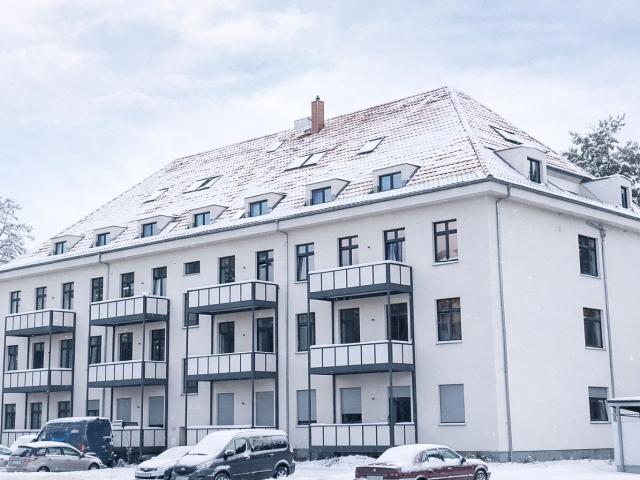Lichtdurchflutete, großzügige 3 Zimmer Wohnung mit viel Raum für Paare und kleine Familien