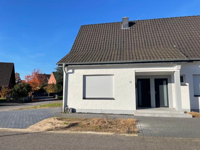 Lichtdurchflutete grundsanierte 4 Zi. Eigentumswohnung