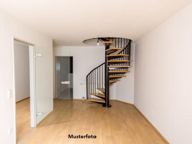 Lichtdurchflutete Maisonettewohnung mit 3 Terrassen provisionsfrei