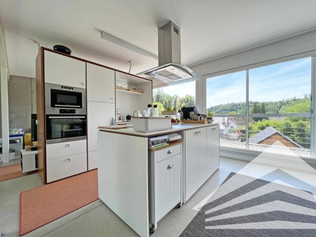 Lichtdurchflutete Penthouse Loft Wohnung im Zentrum von Rottenegg ab Aug. 2025 verfügbar