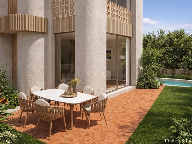 Lichte geschakelde woning met 4 slaapkamers, privétuin, pati. 155m² Jávea Xabia