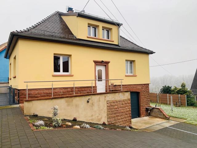LICHTENBERG 67 MAISON 5 PIECES 146 m² avec Garage, Cour et