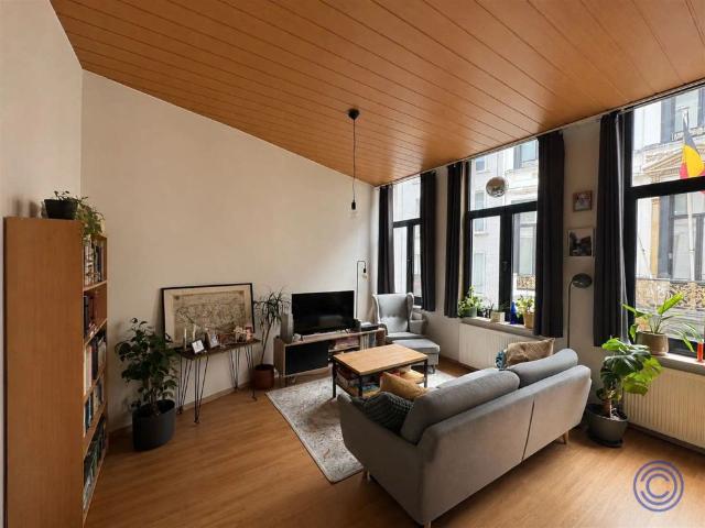 Lichtrijk 1 slpk appartement met lift en open keuken in hartje Antwerpen!