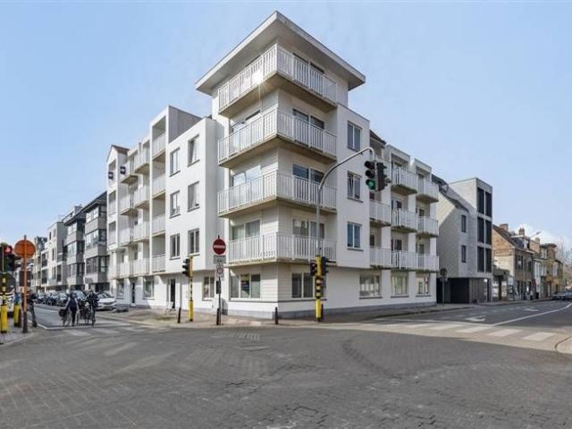 Lichtrijk appartement op toplocatie in de Panne