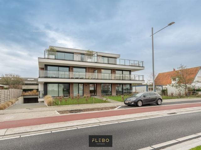 Lichtrijk appartement met schitterend zonneterras en 2 slaapkamers!