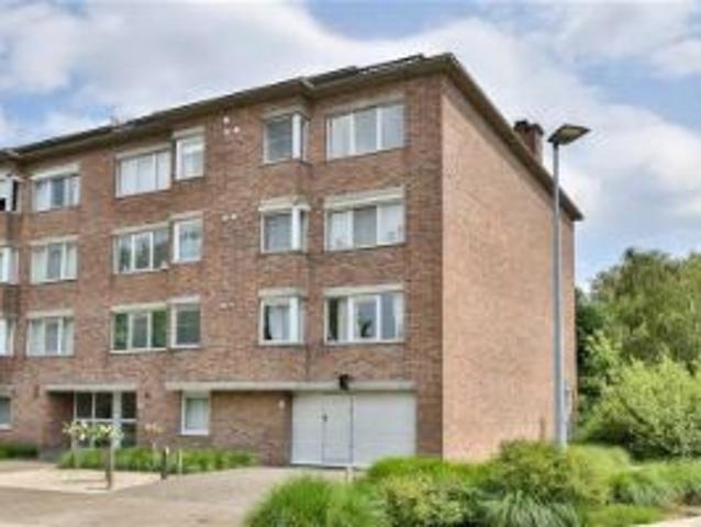Lichtrijk appartement met 2 slaapkamers en terras!