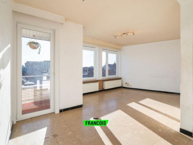 Lichtrijk appartement nabij het centrum van Roeselare