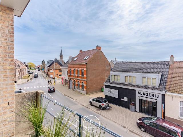 Lichtrijk duplex appartement met terras te Baarle Dorp
