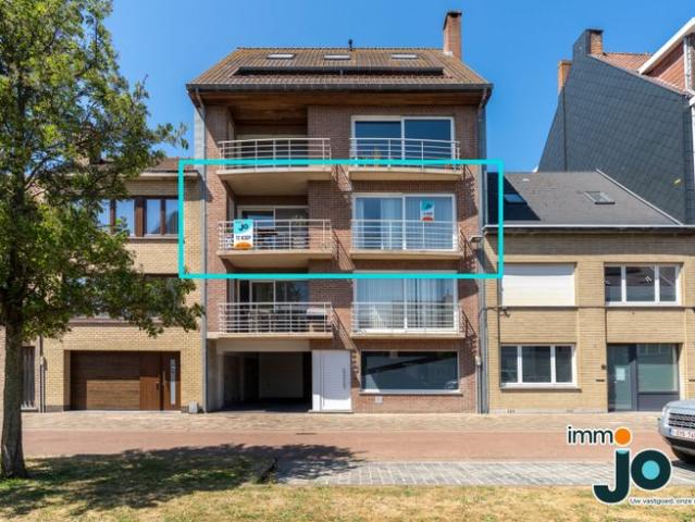 Lichtrijk en recent 3 slaapkamerappartement met zuidgeric.
