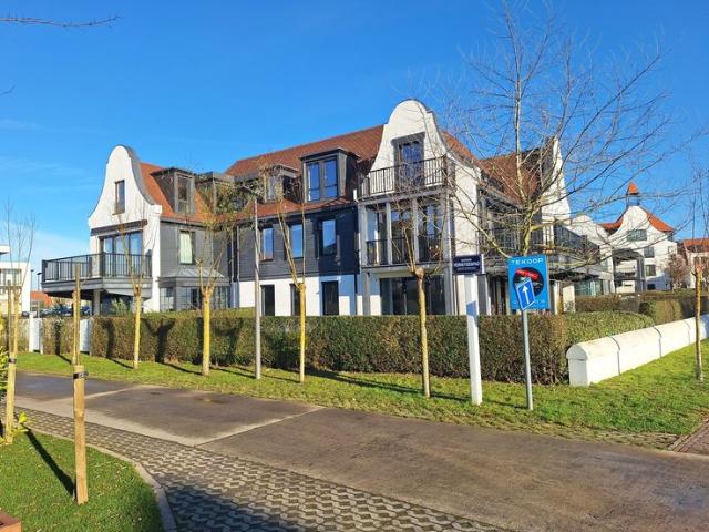 Lichtrijk hoekappartement in Duinenwater, Knokke