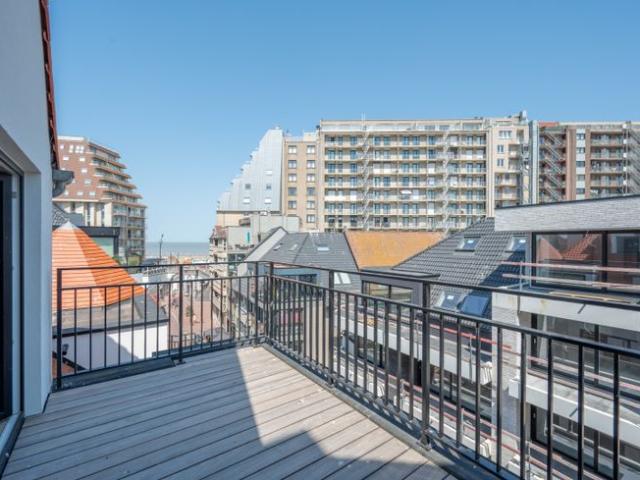 Lichtrijk nieuwbouwappartement aan de zee