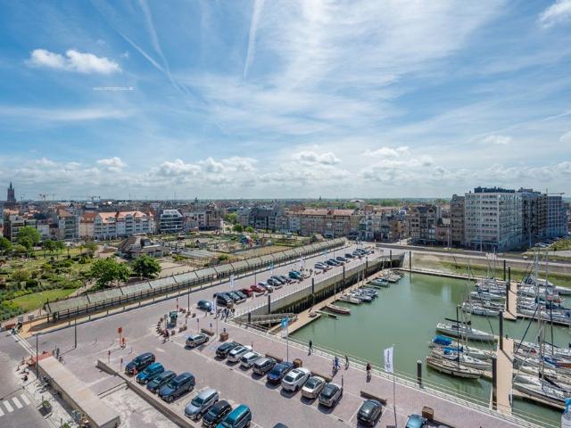 Lichtrijk nieuwbouwappartement aan de zee