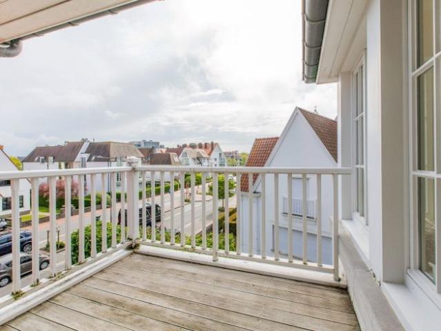 Lichtrijk penthouse appartement met aangename zonneterrasse