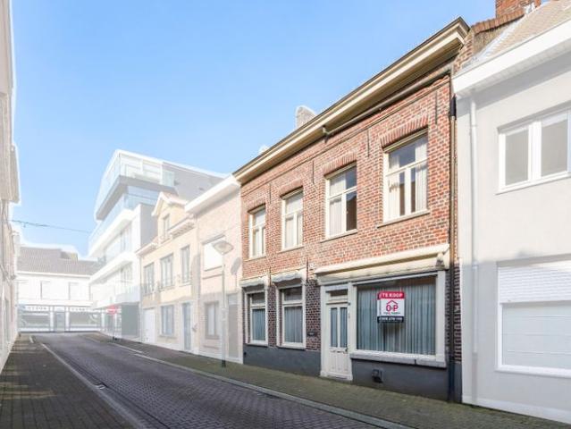 Lichtrijke stadswoning met 3 slpk en garage, Torhout