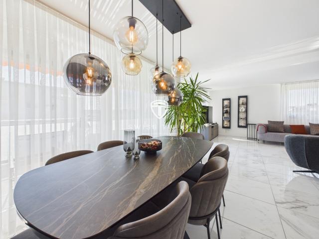 Lichtvolle 3.5 Zimmer Wohnung mit Balkon in Root