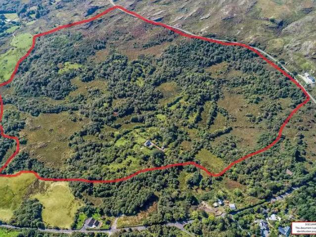 Lickeen East, Glengarriff, Co. Cork, P75Y104 is for sale