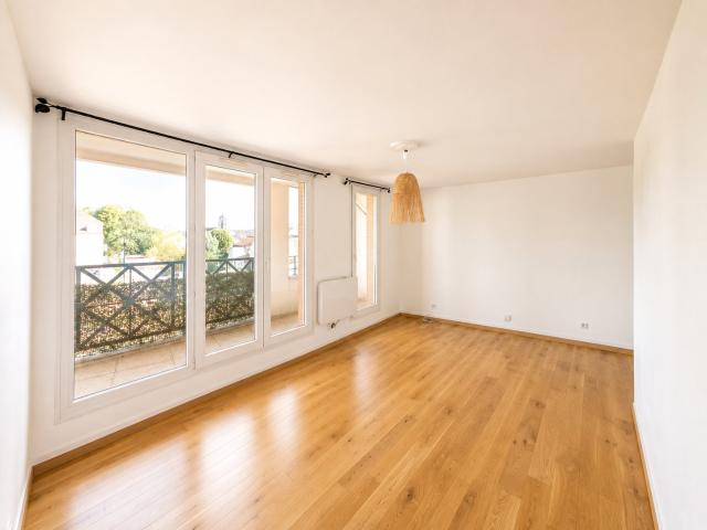 LIEUSAINT 3 pièces avec 2 terrasses
