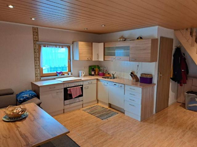 um NUR € 95.000, Haus + Pool + Grillplatz + Garten Bj 2016