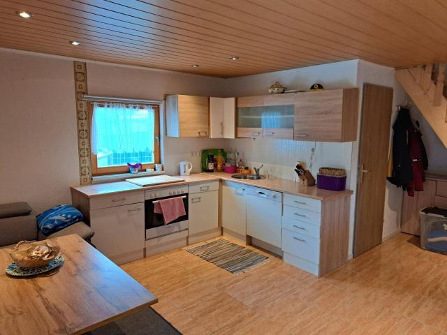 um NUR € 95.000, Haus + Pool + Grillplatz + Garten Bj 2016